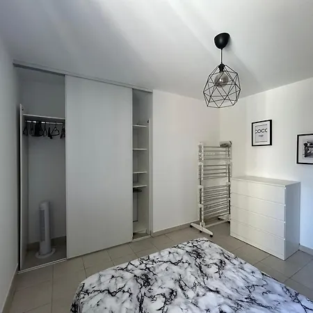 T3 Proche Gare Et Plages Parking Prive Apartment *